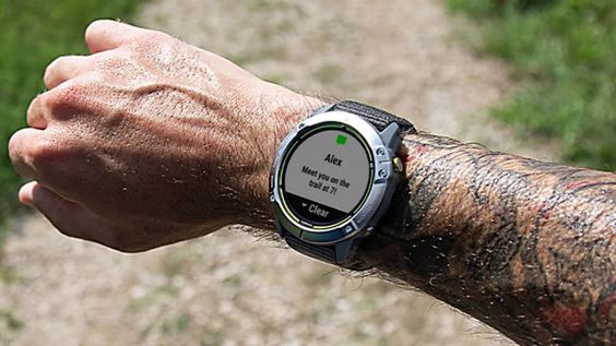 Màn hình hiển thị tốt dưới ánh nắng 1