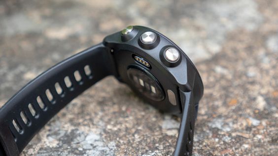 Thiết kế thời trang và màn hình cỡ lớn 1