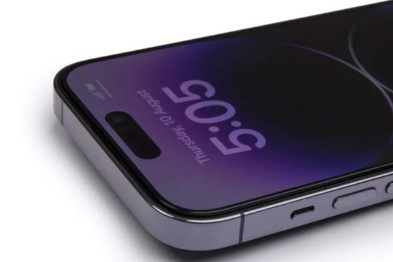 Miếng dán màn hình kính cường lực chống ánh sáng xanh iPhone 15 Pro Max Zeetlot 921821
