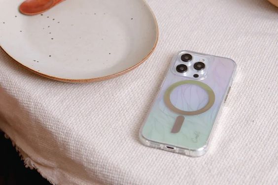 Ốp lưng magsafe iPhone 15 Pro UNIQ COEHL Willow nhựa TPU chống sốc, chống ố vàng 87