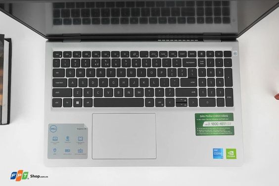 Dell Inspiron 15 3530 i5