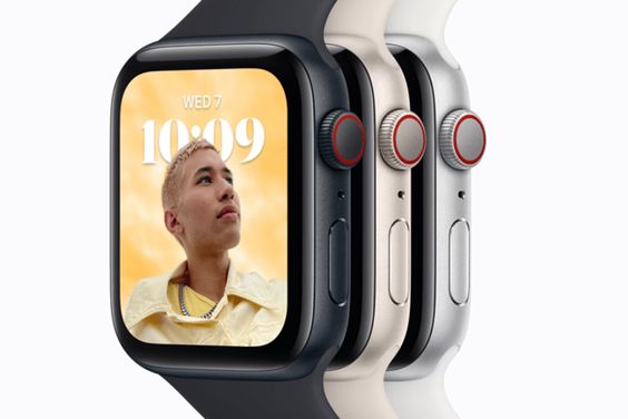 Apple Watch SE 2 GPS 40mm Viền nhôm Dây cao su cỡ S/M 99