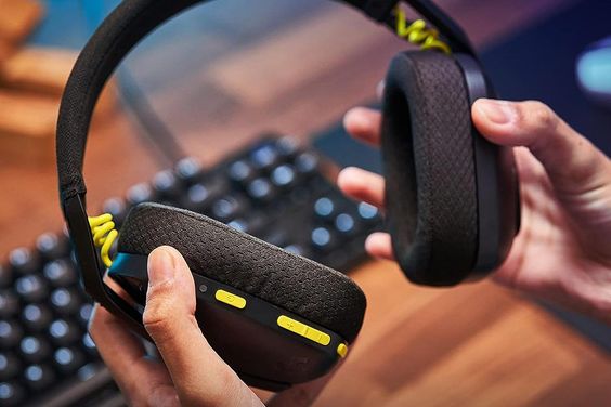 Tai nghe không dây choàng đầu Gaming Logitech G435 10