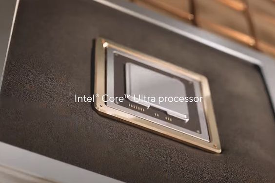 Asus Zenbook 14 OLED UX3405MA-PP475W 3