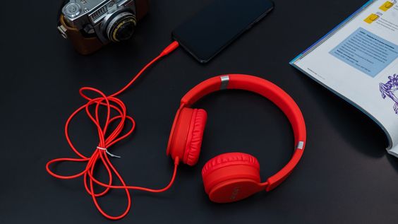 Trọng lượng nhẹ nhàng, đệm tai êm ái 1