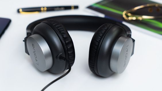 tai nghe có dây choàng đầu i.value T-132 Đen 2