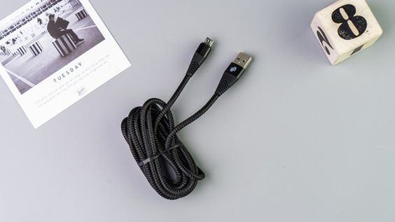 Mô tả sản phẩm cáp Micro 2m UmeTravel Military fibre C1 1
