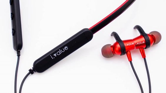 Kiểu dáng thể thao với dây quàng cổ tiện dụng 1