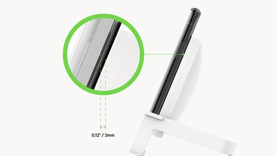 Không yêu cầu tháo ốp lưng khi sạc 1