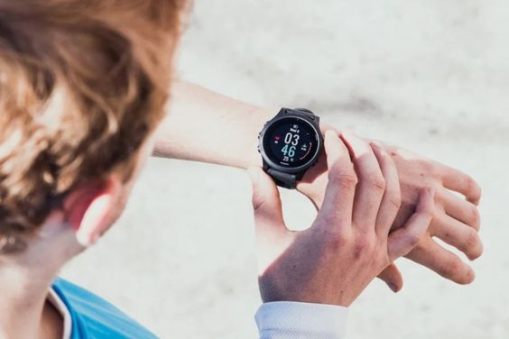 Đồng hồ Garmin 10