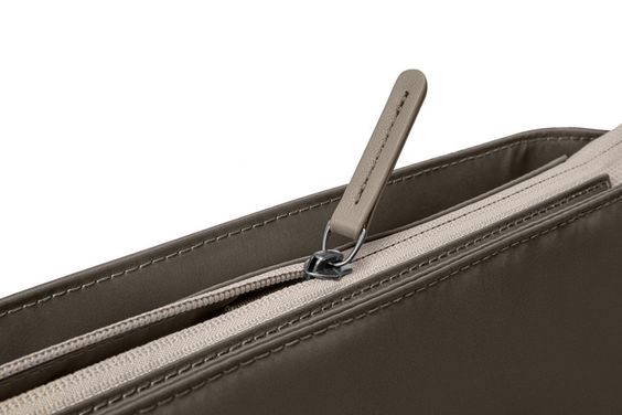 Túi đeo chéo Tomtoc Slash-H63 Laptop 14" 89