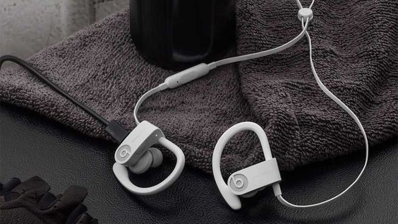 thiết kế Tai nghe bluetooth PowerBeats 3