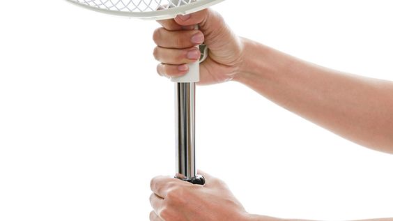 Thay đổi chiều cao Quạt đứng Midea FTS40-17VD