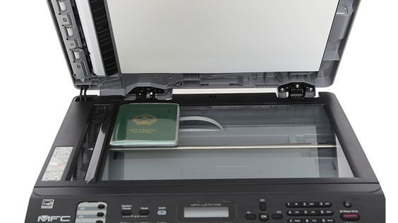 Khay giấy lớn chứa tới 250 tờ 1