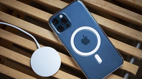 Hỗ trợ đế sạc không dây Apple Magsafe