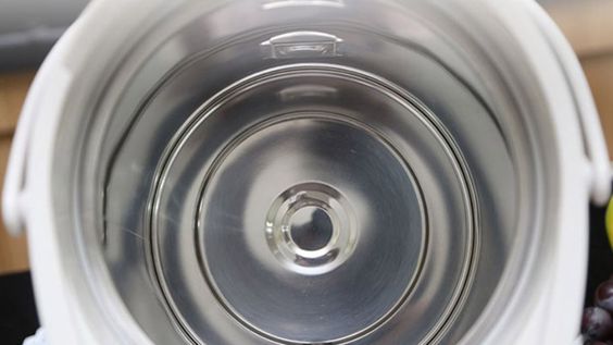 Bình thủy điện Sunhouse 3.5 lít SH1535 sử dụng inox 304 an toàn