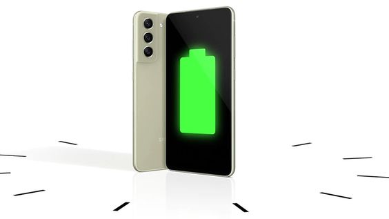 Viên pin 4.500 mAh thoải mái trải nghiệm Galaxy S21 FE 5G