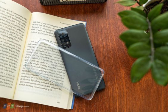 thân máy Xiaomi Redmi Note 11