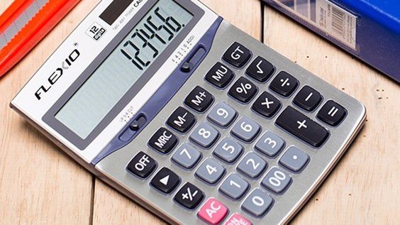 Theo dõi phép tính dễ dàng với màn hình lớn 1