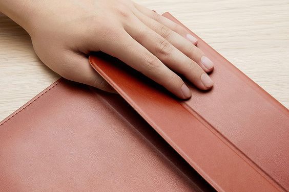 Túi chống sốc Hypershield Sand & go sleeve Macbook Pro 15/16'' 90