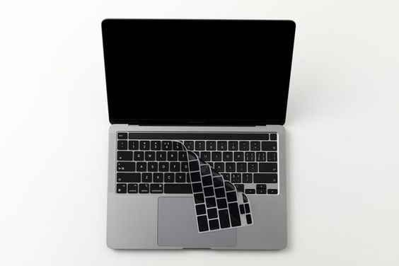 Phủ Phím Innostyle TPU IKC2337TRN Macbook Air 13" 2020 M1