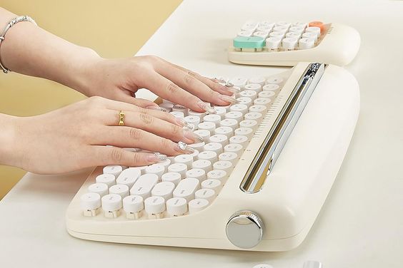 Bàn phím Bluetooth mini kiểu cổ điển ACTTO B303 9