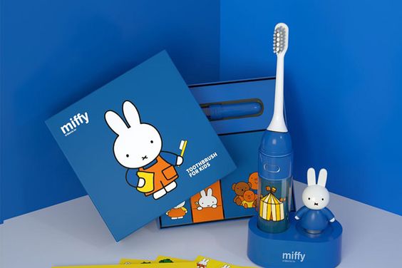 Bàn chải điện Miffy dễ thương