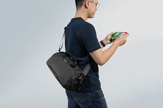 Túi đeo Tomtoc Arccos storage for Nintendo Switch and Oled 9