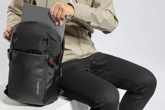 Túi đeo đa năng Tomtoc Croxbody EDC Sling Bag 14 8
