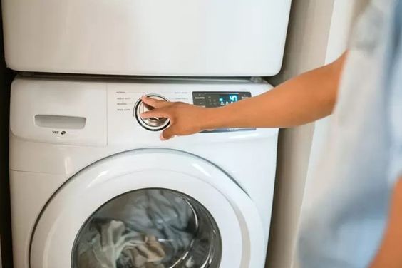 Chọn mua máy sấy quần áo theo các tiện ích thông minh