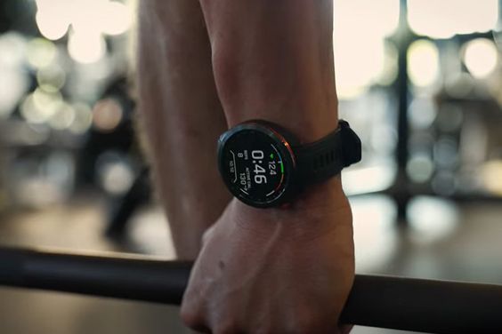 Đếm bước chân, theo dõi nhịp tim và giấc ngủ