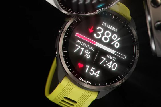 Kiểu dáng thể thao, viền titanium cao cấp