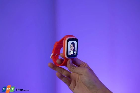 Đồng hồ định vị trẻ em Masstel Smart Hero 20 4G 3
