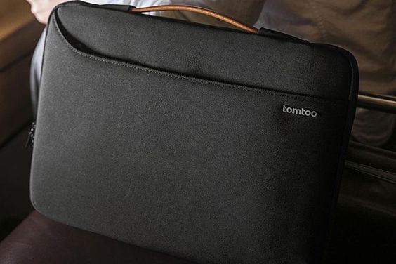 Túi chống sốc Tucano Spill-resistant Macbook Pro/Air 13" 568