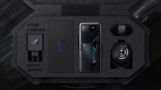 Phụ kiện đi kèm bậc nhất trên ROG Phone 6 Batman