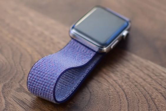 Diện mạo trẻ trung với quai Sport Loop