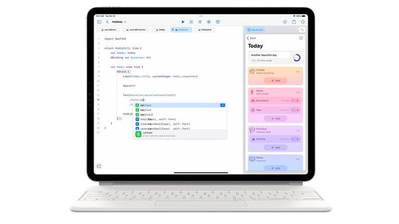 iPad Pro 2022 12.9 inch kết hợp  Apple Pencil và Magic Keyboard