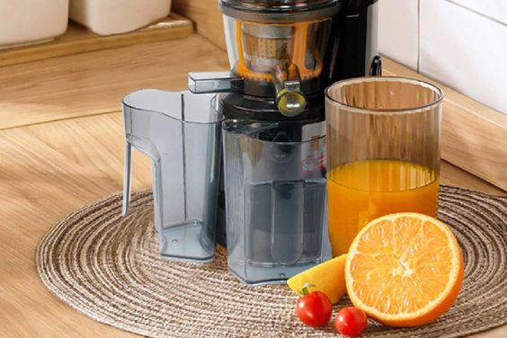 2 bình chứa 1 lít cho các mục đích khác nhau