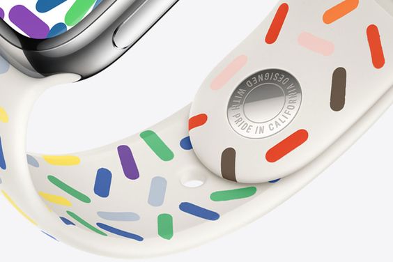 Dây đeo Apple Watch 45mm Cao su Pride Edition 3