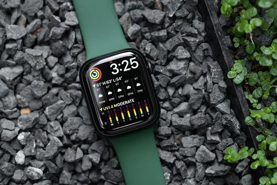 thông tin Apple Watch Series 7 GPS + Cellular 41mm viền nhôm dây cao su