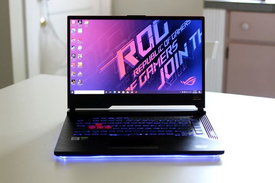 Asus Strix G512-IAL013T