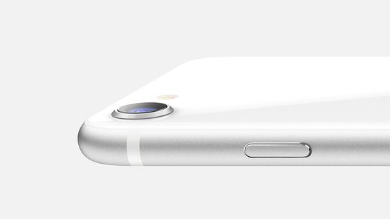 pin iPhone SE 2020