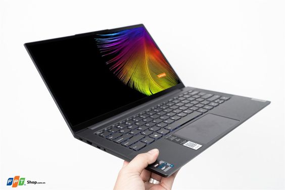thiết kế Lenovo Yoga Slim 7 14ITL05