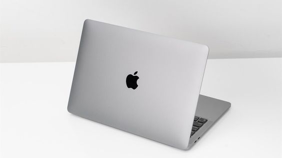 cấu hình MacBook Pro 13