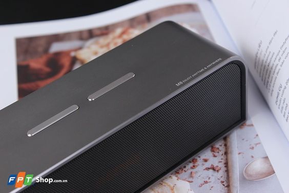 Thời lượng pin ấn tượng, nhiều chức năng tiện ích