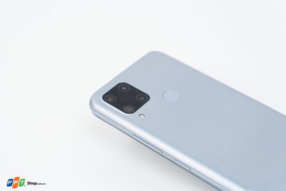 camera realme C15