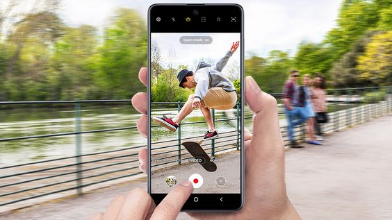 Samsung Galaxy A71 siêu chống rung