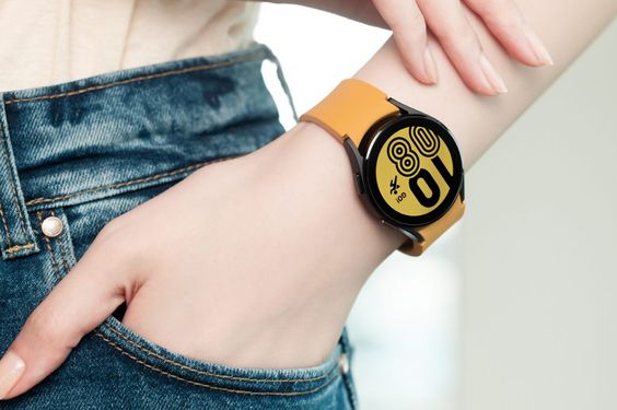 Samsung Galaxy Watch 4