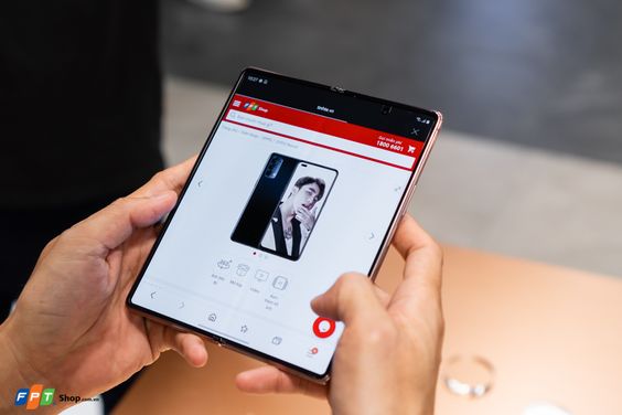 Hai màn hình, trải nghiệm trong cùng một thiết bị | Galaxy Z Fold 2 5G