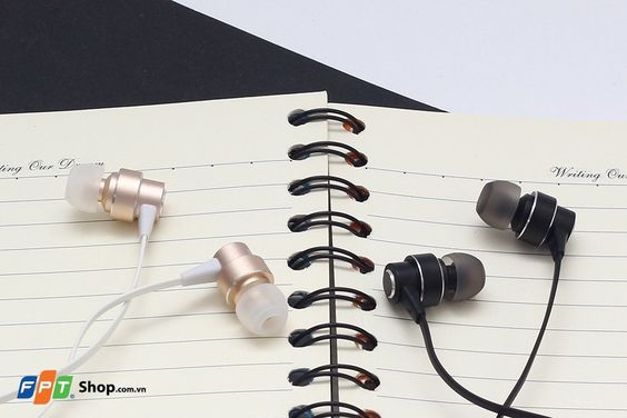 Thiết kế tai nghe có mic Somic Senicc SC422 đẹp, vừa vặn